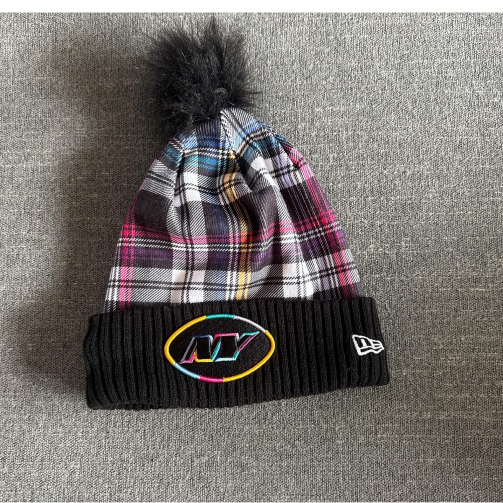 NFL NY JETS Plaid Pom Beanie with Black and Pink